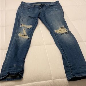 Blank NYC distressed skinny jeans 26